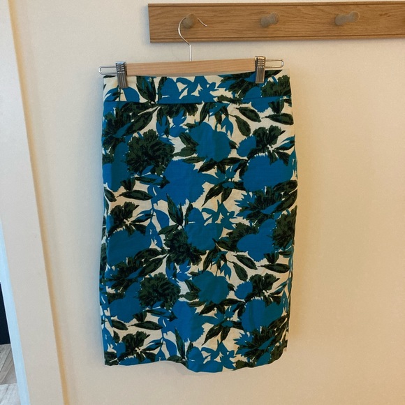 J. Crew Blue Watercolour Floral “the No. 2 Pencil” Skirt - Picture 4 of 11